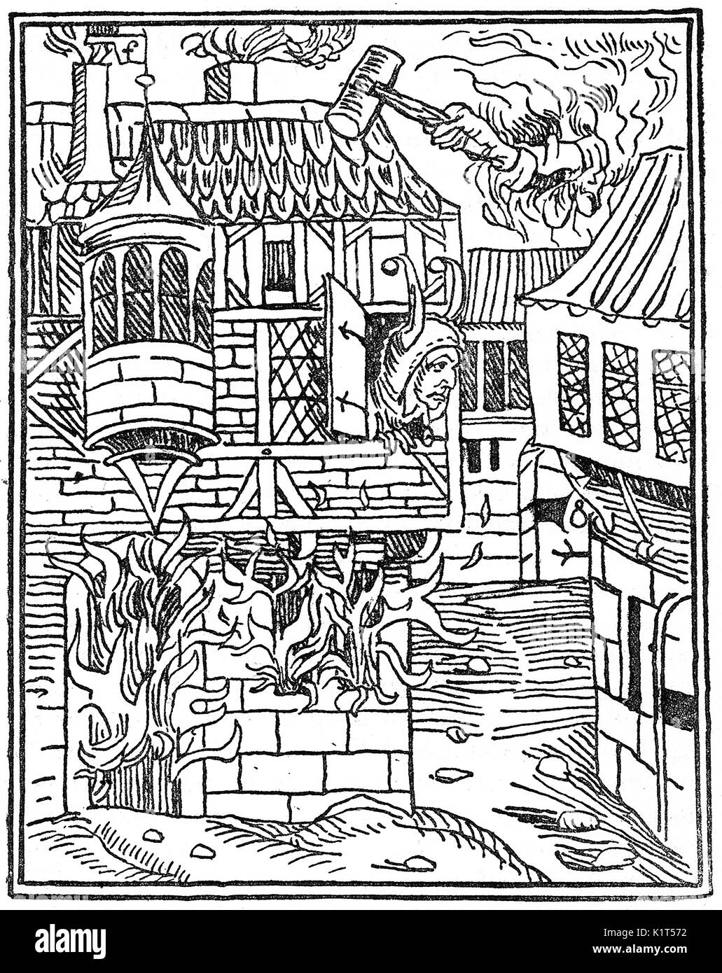 Un 15e siècle (1494) gravure sur bois allégorie symbolique montrant une rue médiévale et les bâtiments avec un imbécile dont la maison est en feu. Au-dessus de lui la main de Dieu (ou le destin) ajoute à sa destruction avec un marteau ou un maillet. (Le "All Seeing Eye" se cache juste au-dessus le brassard et un drapeau flotte au-dessus de sa maison avec la lettre F pour fou) Banque D'Images