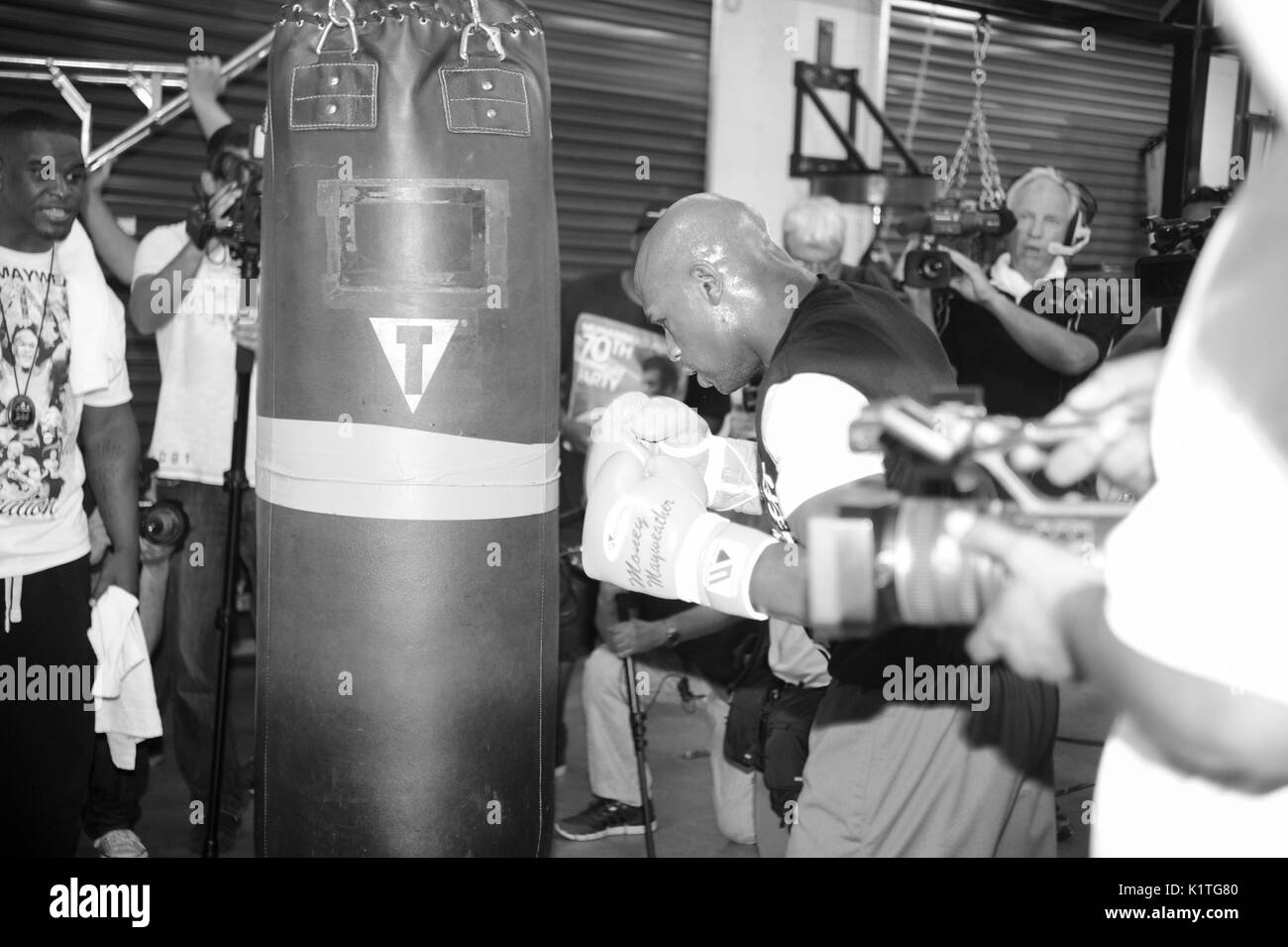 Boxer Floyd Mayweather Jr. Trains front media Mayweather Boxing Gym avril 24,2012 Las Vegas, Nevada. Banque D'Images