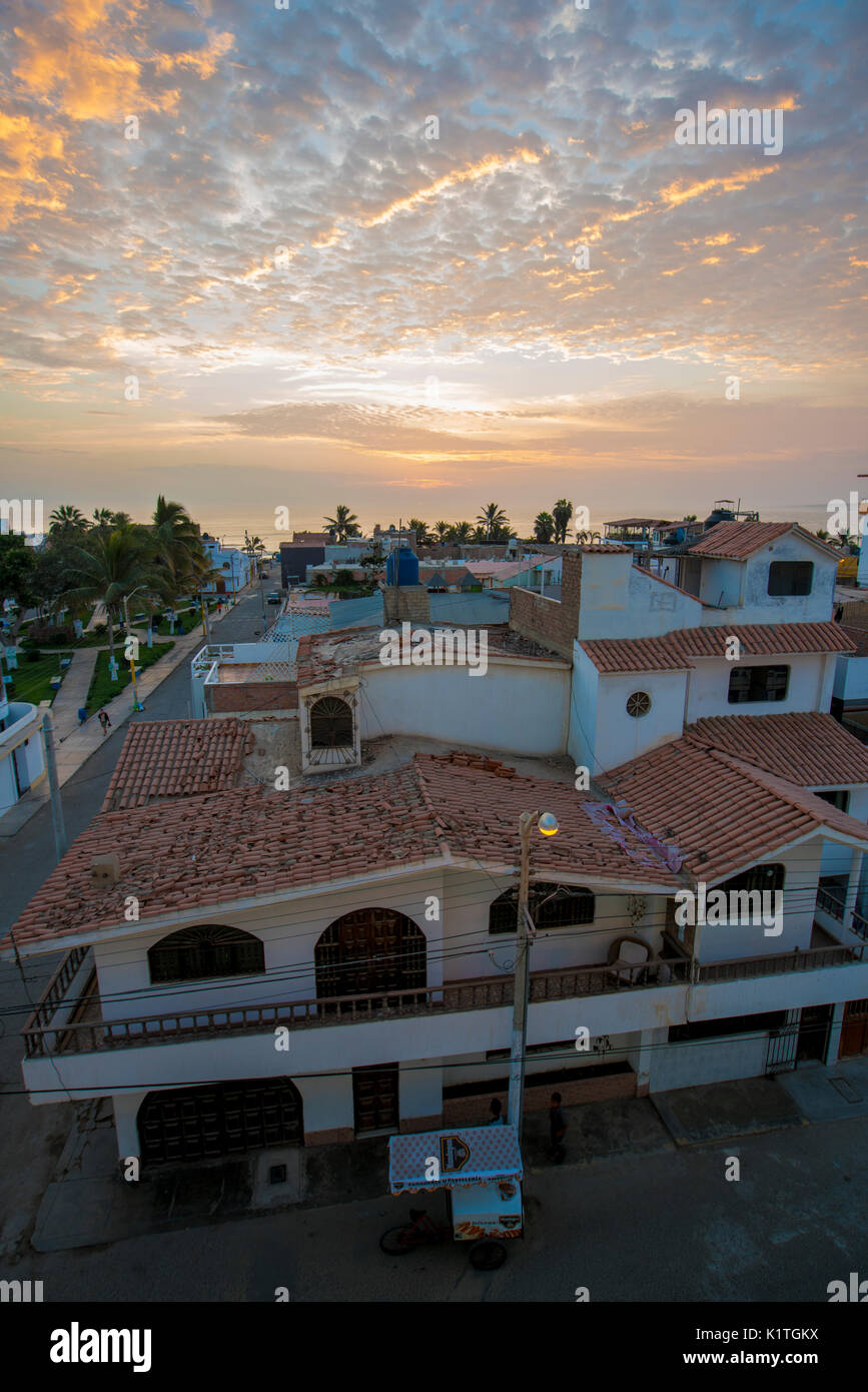 Le soleil sur l'océan d'Amérique du Sud ville de Cusco, Pérou. Banque D'Images