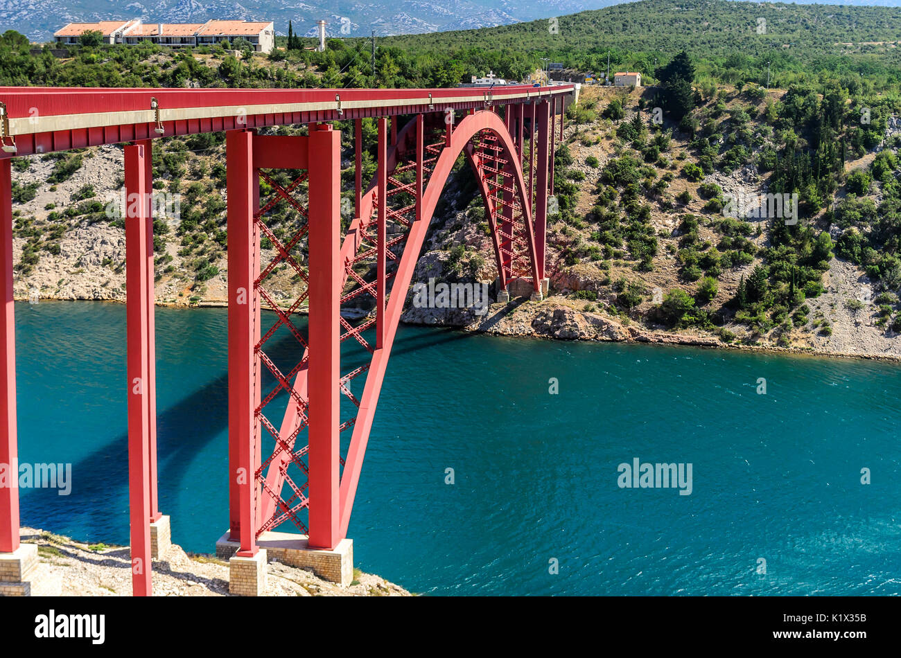 Pont Rouge, Maslenica Croatie. Banque D'Images