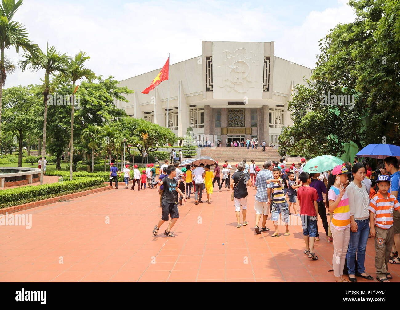 Musée Ho Chi Minh, Hanoi. Dans le centre de Hanoi musée célébrant la vie de révolutionnaire communiste et le premier ministre, Ho Chi Minh Banque D'Images
