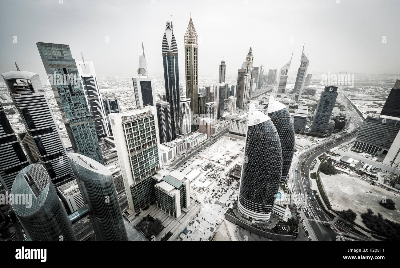 Gratte-ciel et les rues, Dubaï, Émirats Arabes Unis Banque D'Images