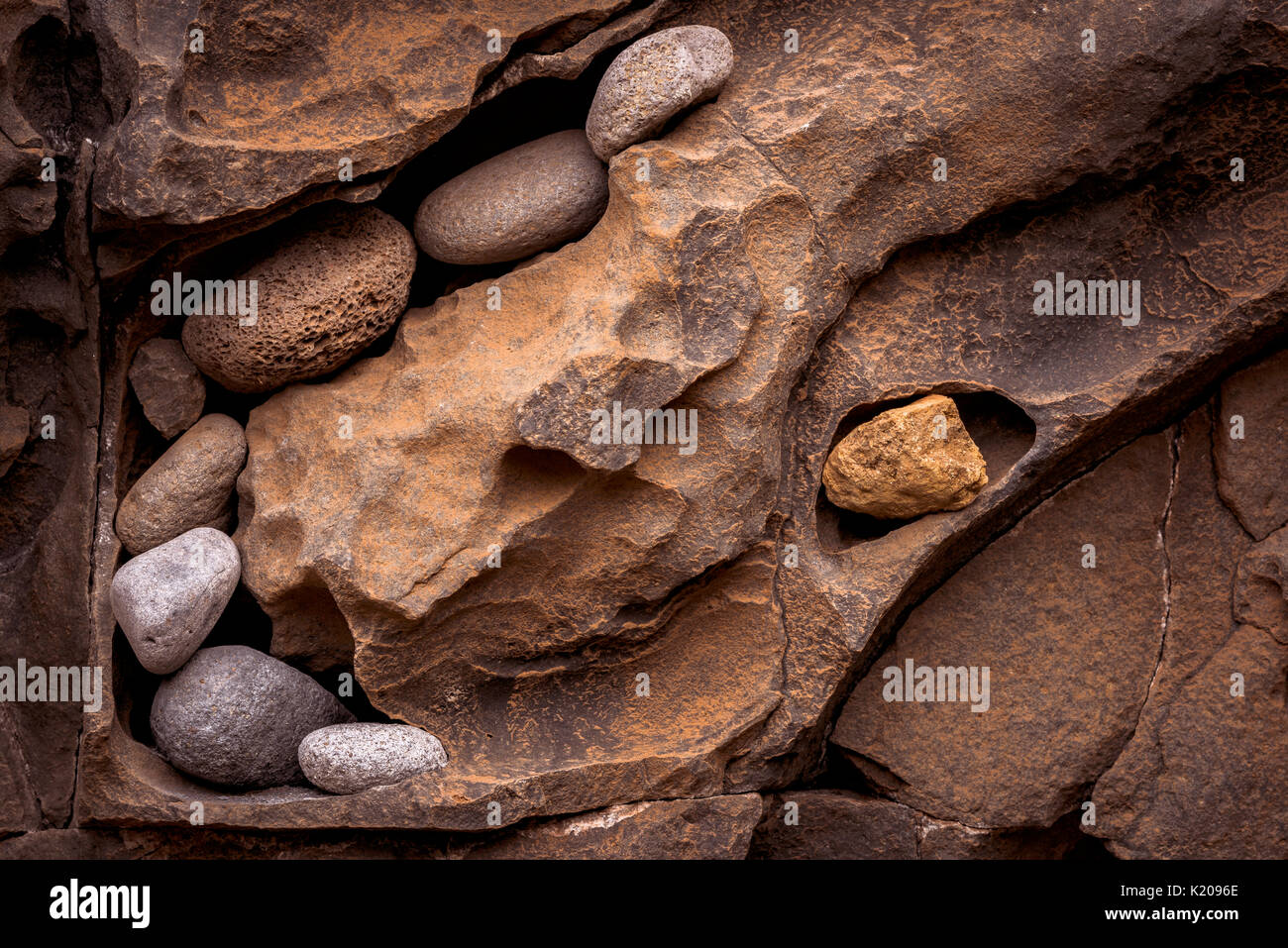 Stone-sur paroi rocheuse, Ribera de Janela, Madeira, Portugal Banque D'Images