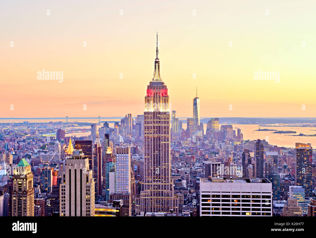 New York City Skyline haut de l'antenne de Rock Empire State Building Banque D'Images