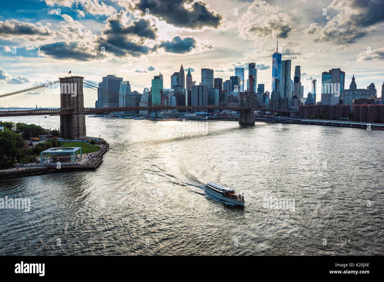 Broklyn Bridge et le centre-ville de Manhattan New York City ina Banque D'Images