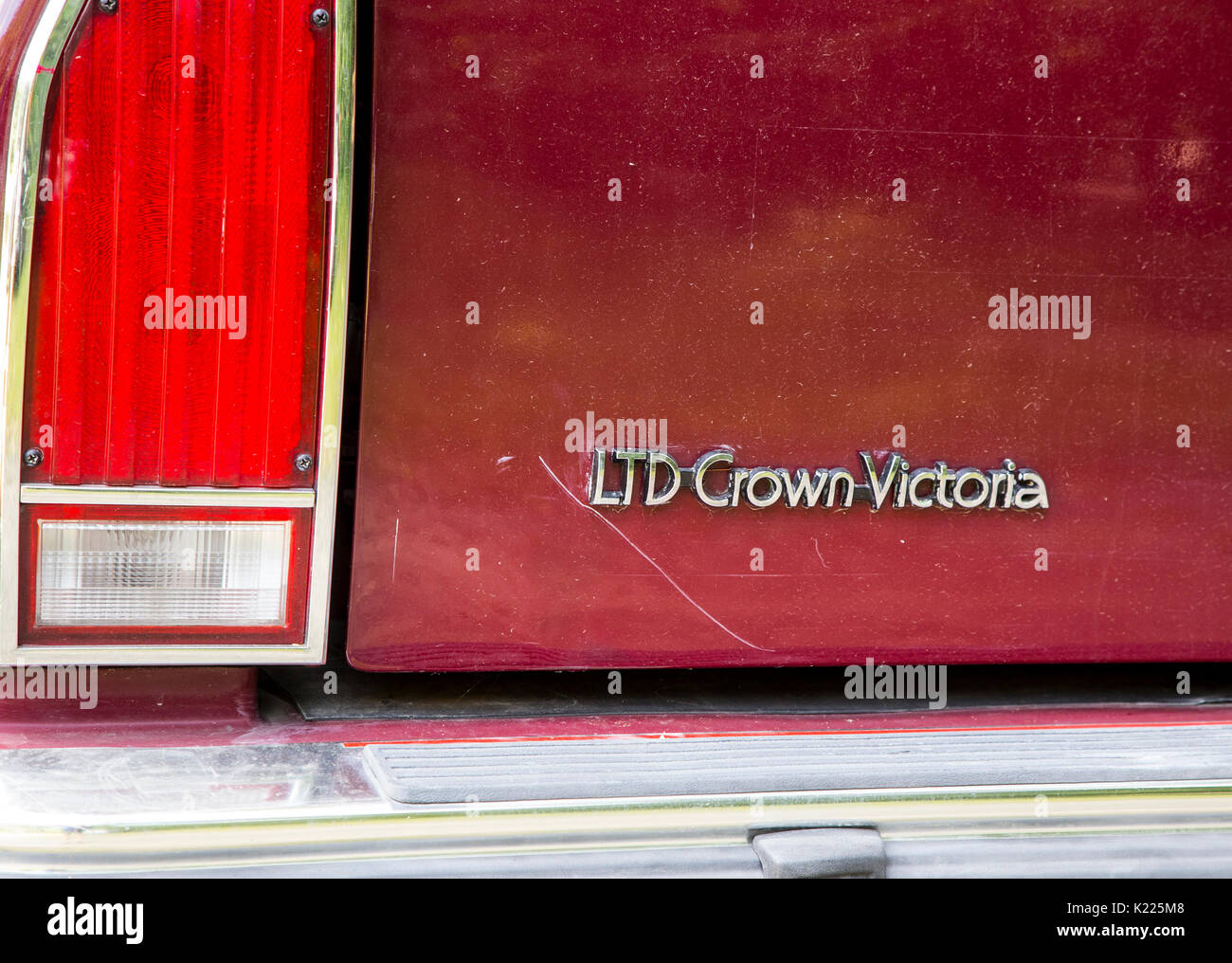 Logo sur une automobile Ford ltd crown victoria Banque D'Images