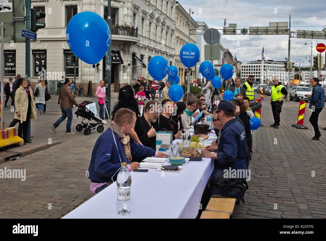 Le dîner sous le ciel d'Helsinki, 2016 Banque D'Images