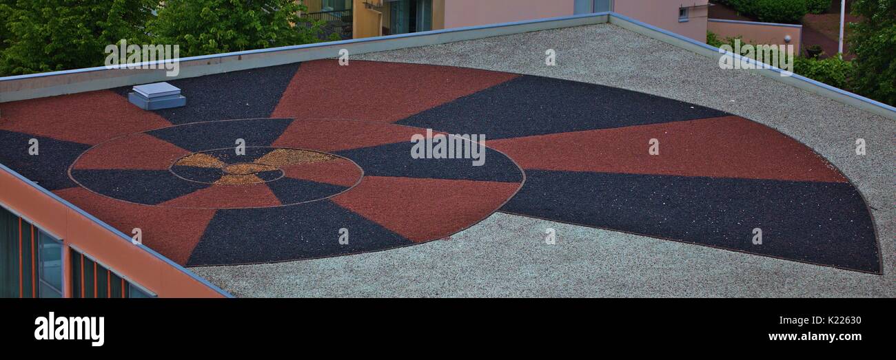 Rouge noir une structure rubanée sur toit plat Banque D'Images