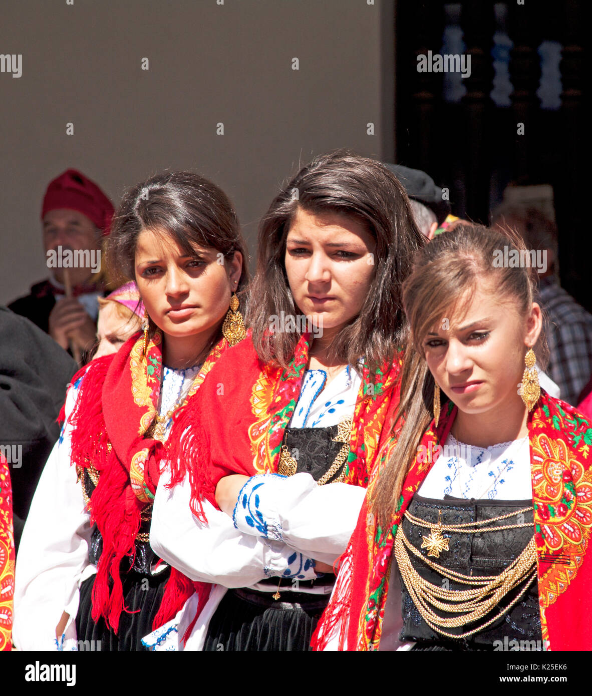 Laredo, les filles en costume national, Cantabria, ESPAGNE, Banque D'Images