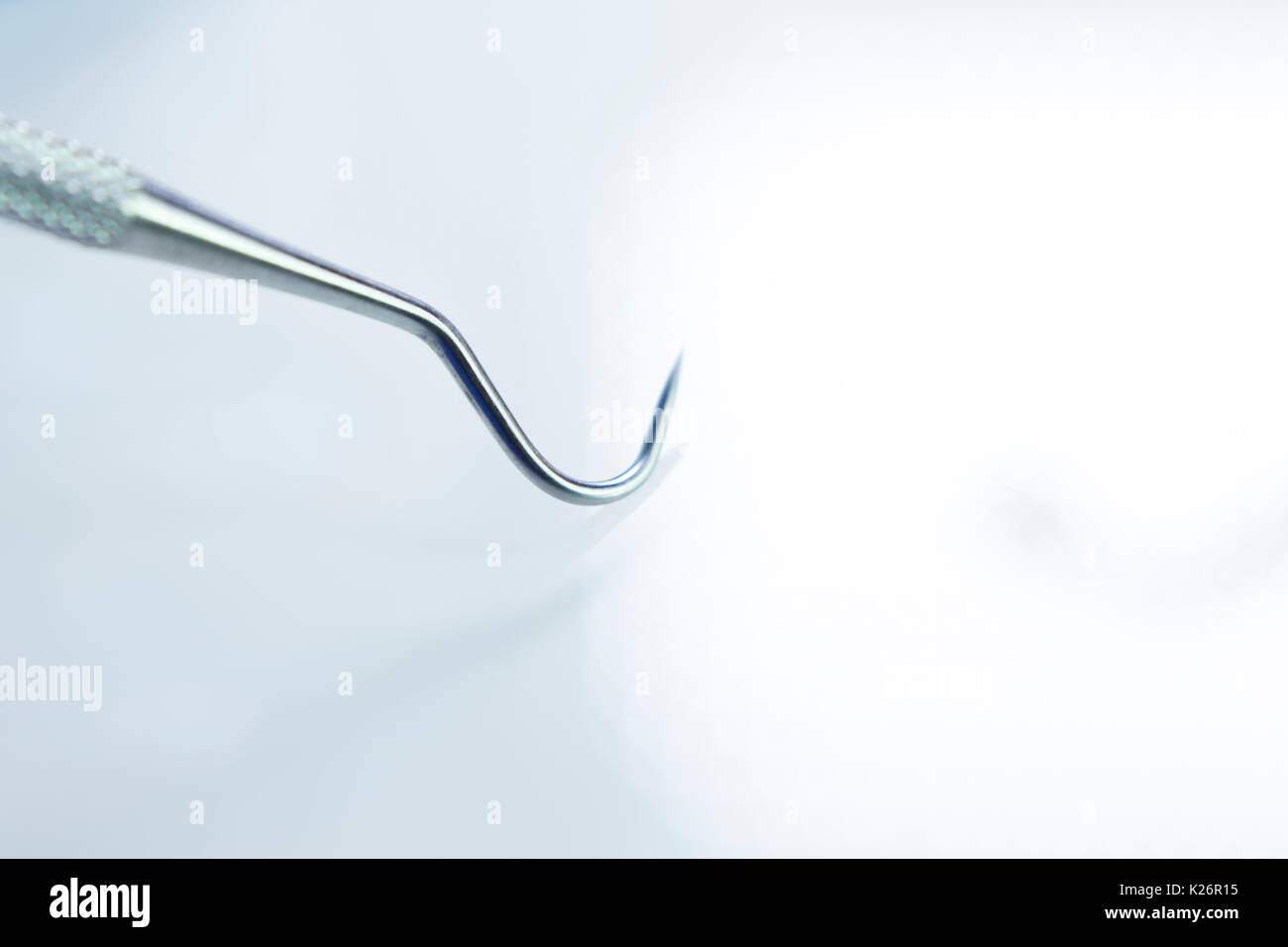 Le cure-dent dentaire dentiste l'équipement d'instrumentation de l'outil  pour nettoyer les dents et la plaque Photo Stock - Alamy