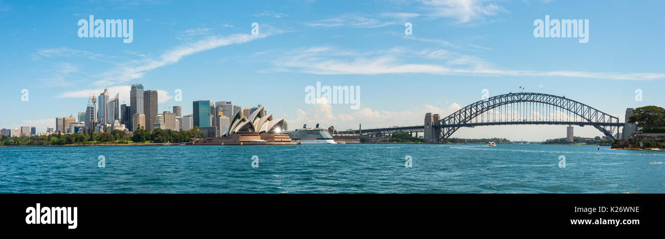 Vue de Sydney avec l'Opéra et le Harbour Bridge, Skyline, Sydney, New South Wales, Australia Banque D'Images