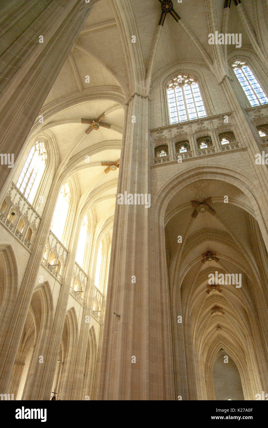 Arches en briques, Saint Pierre et Saint Paul, La Cathédrale Vue de l'intérieur, Nantes, Pays de la Loire, France Banque D'Images