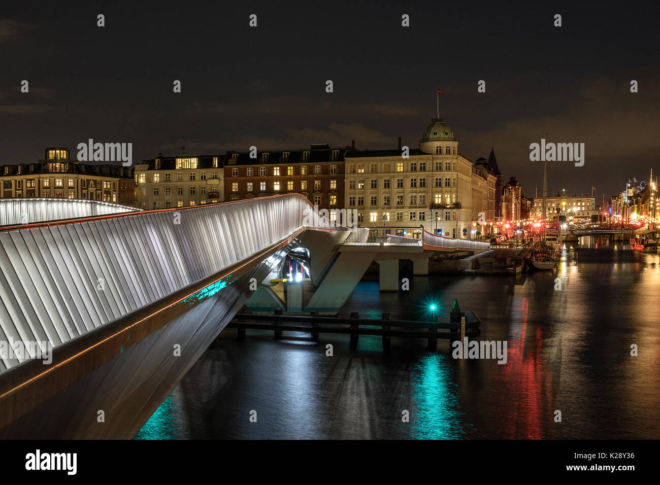 Inderhavnsbroen à Nyhavn à Copenhague vers Banque D'Images