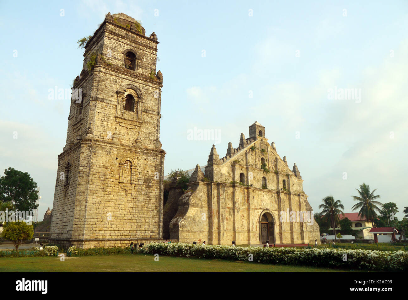 Terre,arche Paoay Cathédrale dans les Philippines Banque D'Images