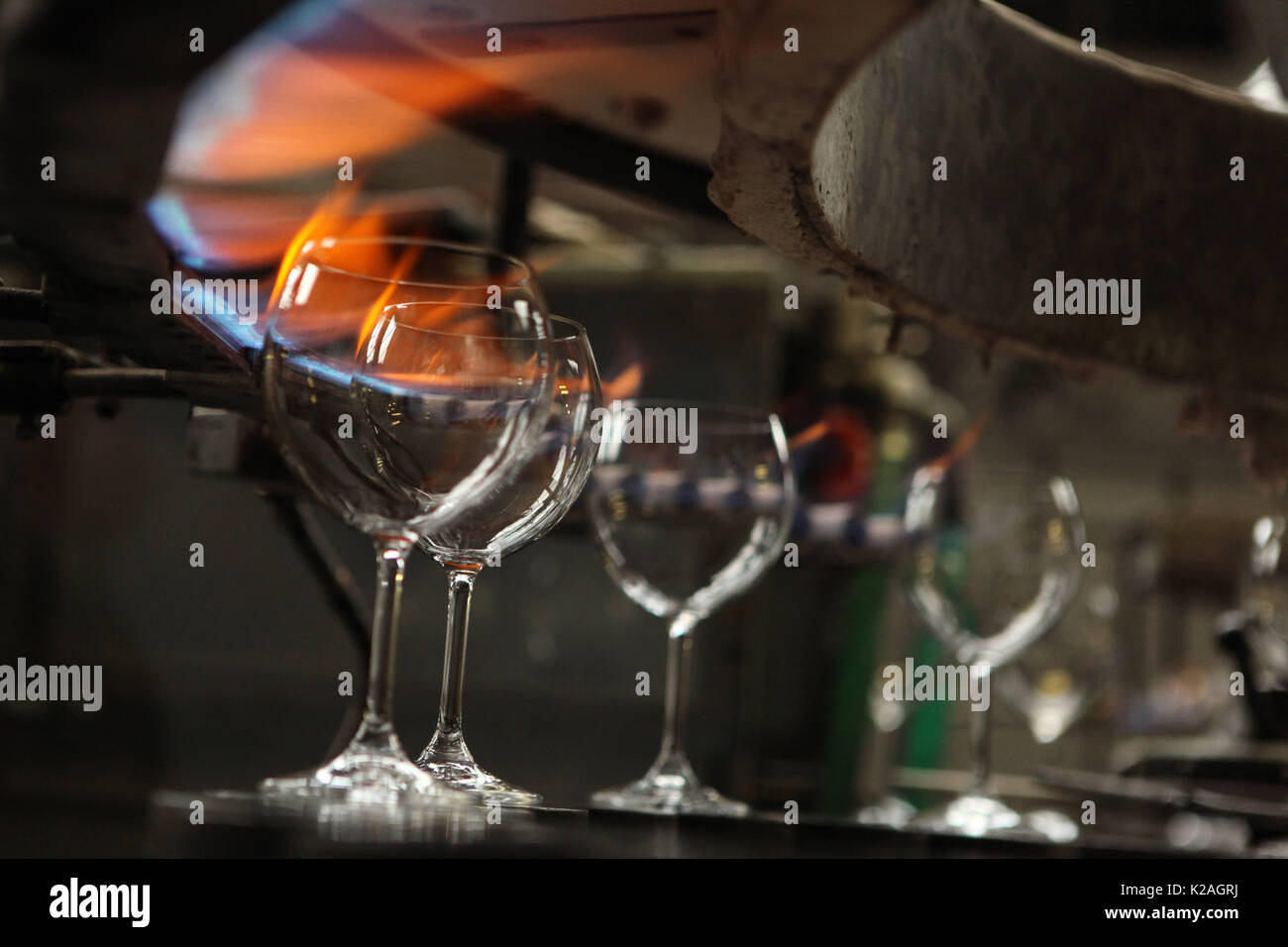 Usine de fabrication de verre soufflé Banque de photographies et d'images à  haute résolution - Alamy