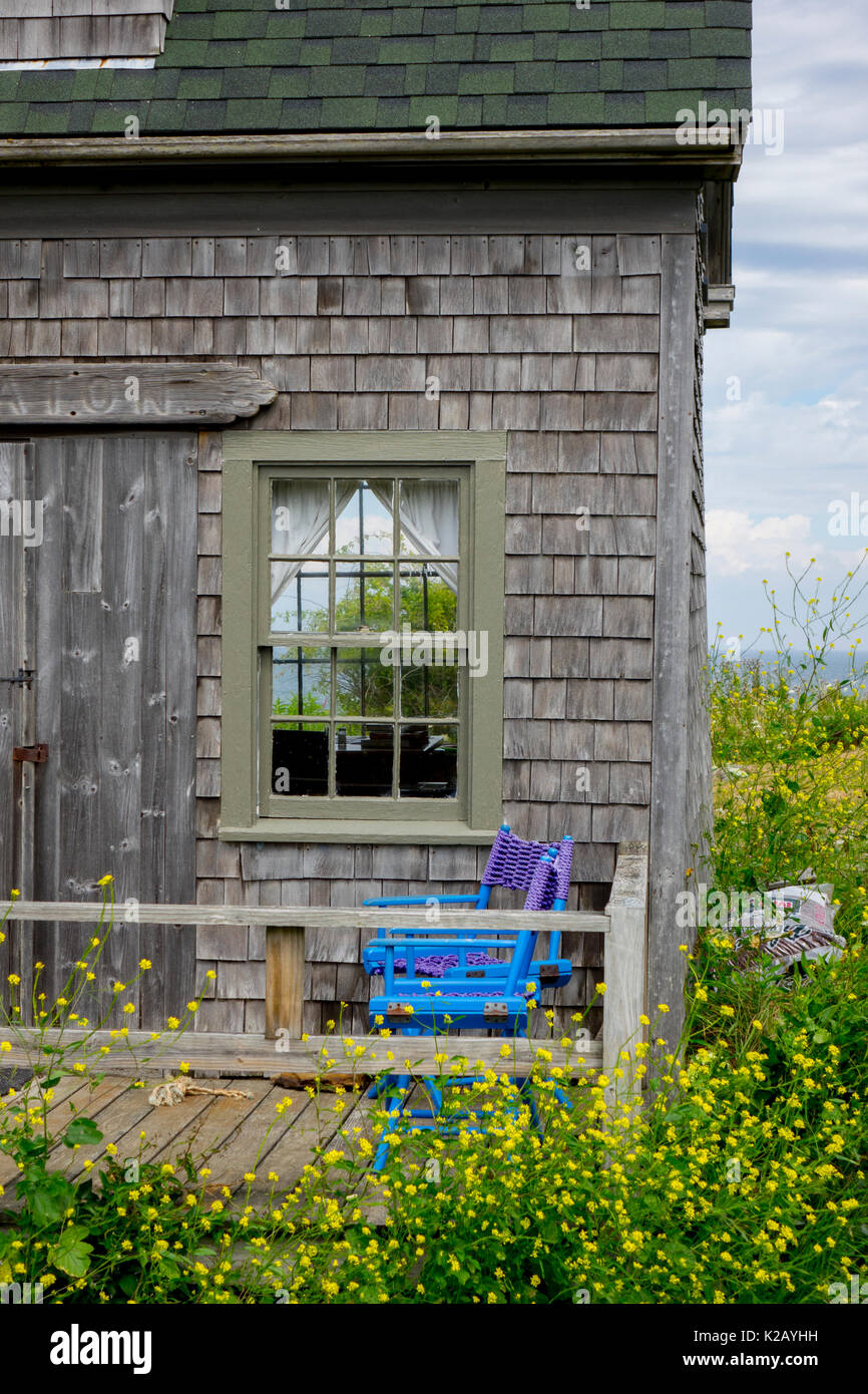USA Maine moi île Monhegan un détail de la bordure d'une maison en bois et l'avant porche pont Banque D'Images