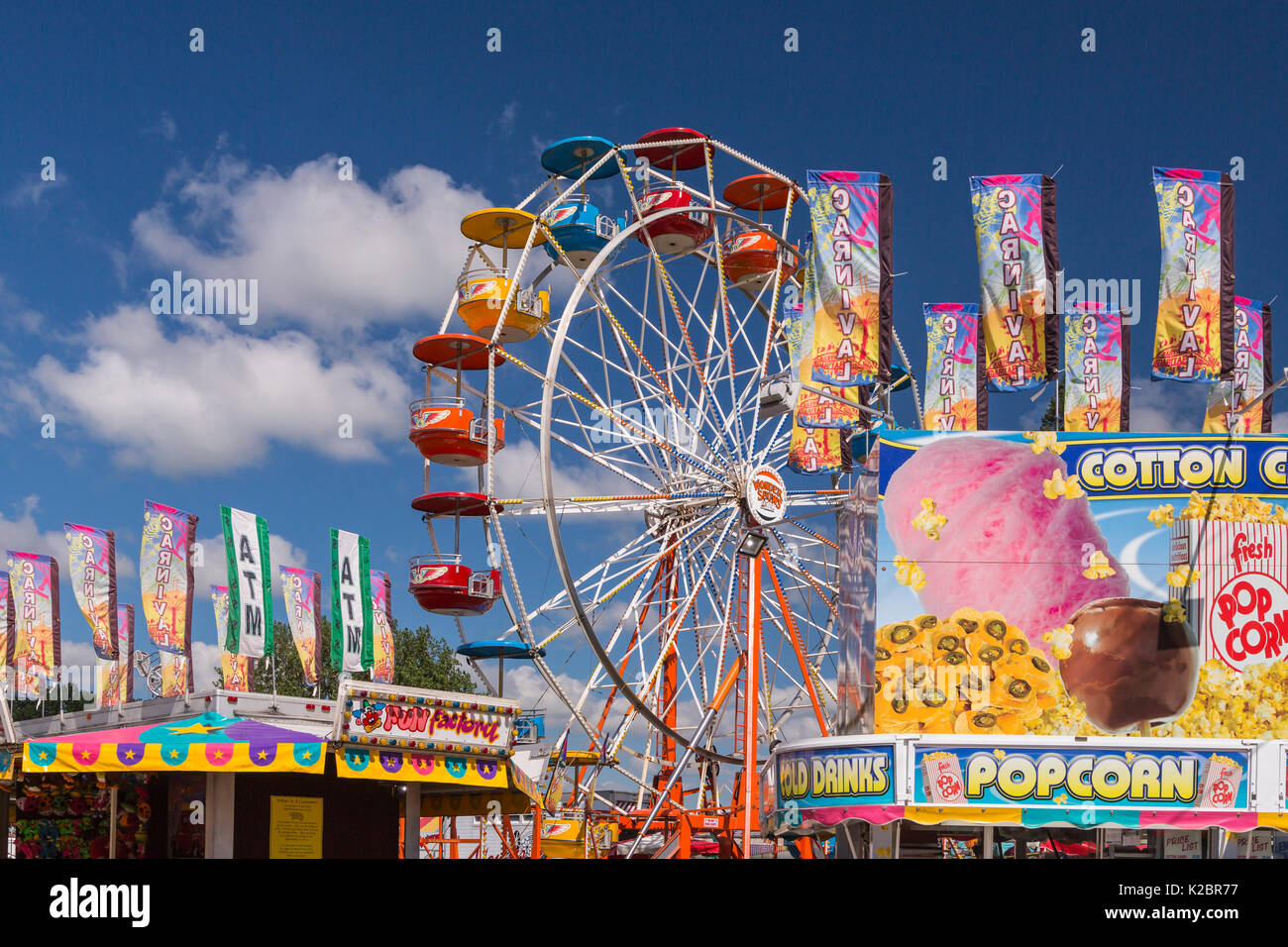 L'Étonnant montre à mi-chemin Grande roue au juste, Carmen Carmen, au Manitoba, Canada. Banque D'Images