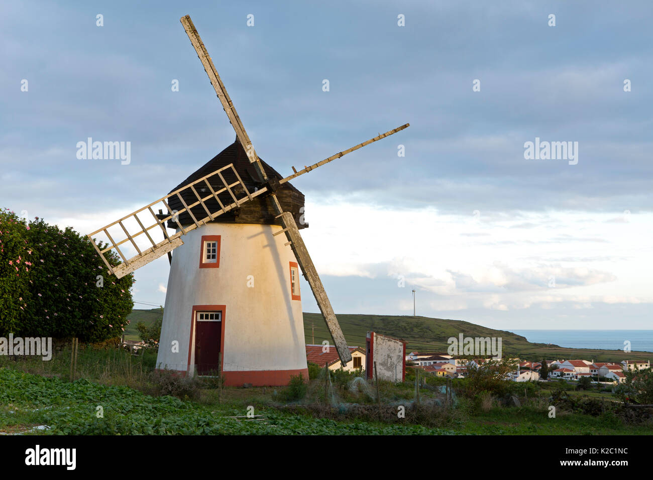 Ancien moulin à vent, l'île de Santa Maria, Açores, Portugal, Océan Atlantique, septembre 2012. Banque D'Images