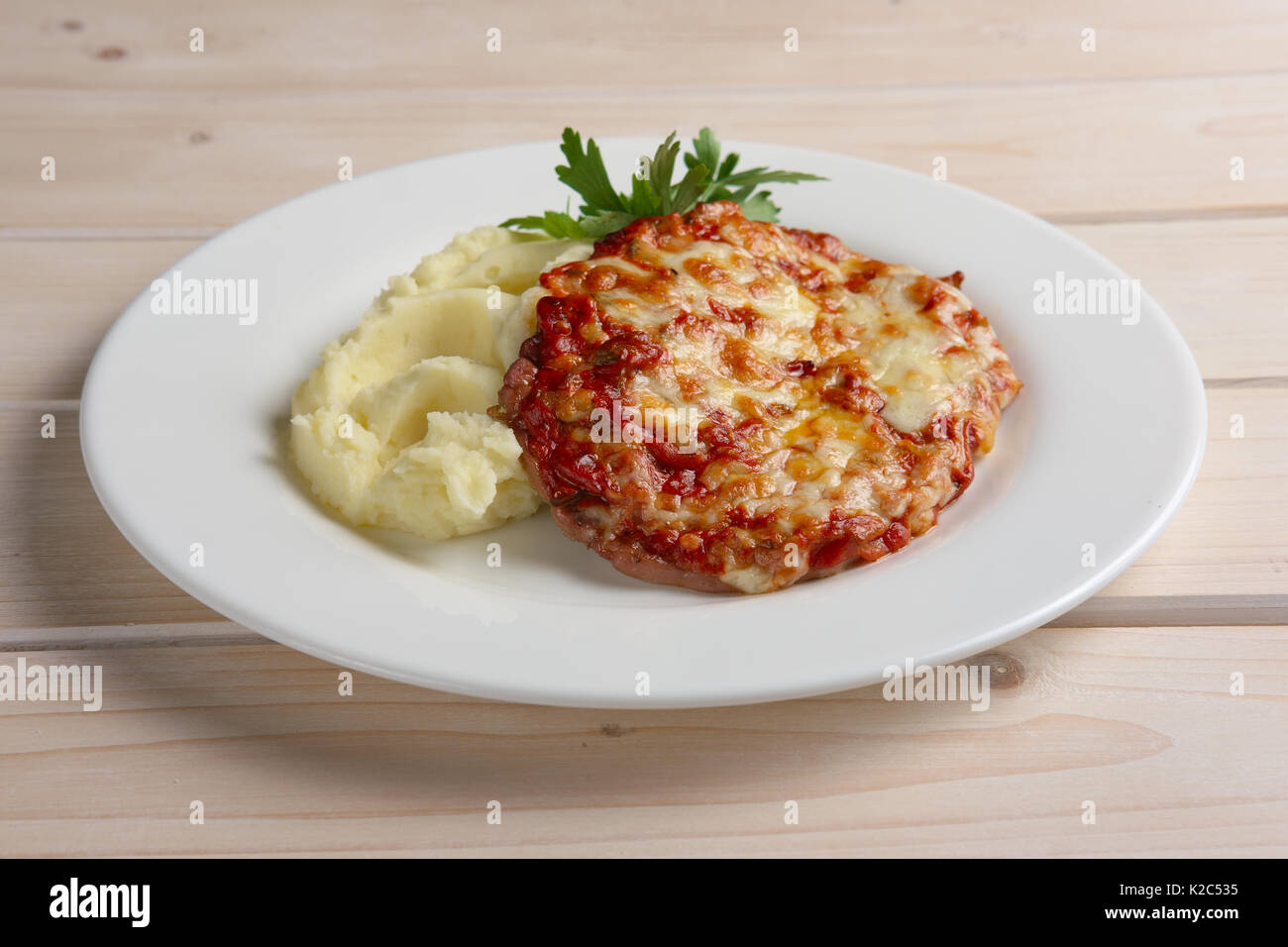 La Viande Hachee Avec De La Puree De Pomme De Terre Photo Stock