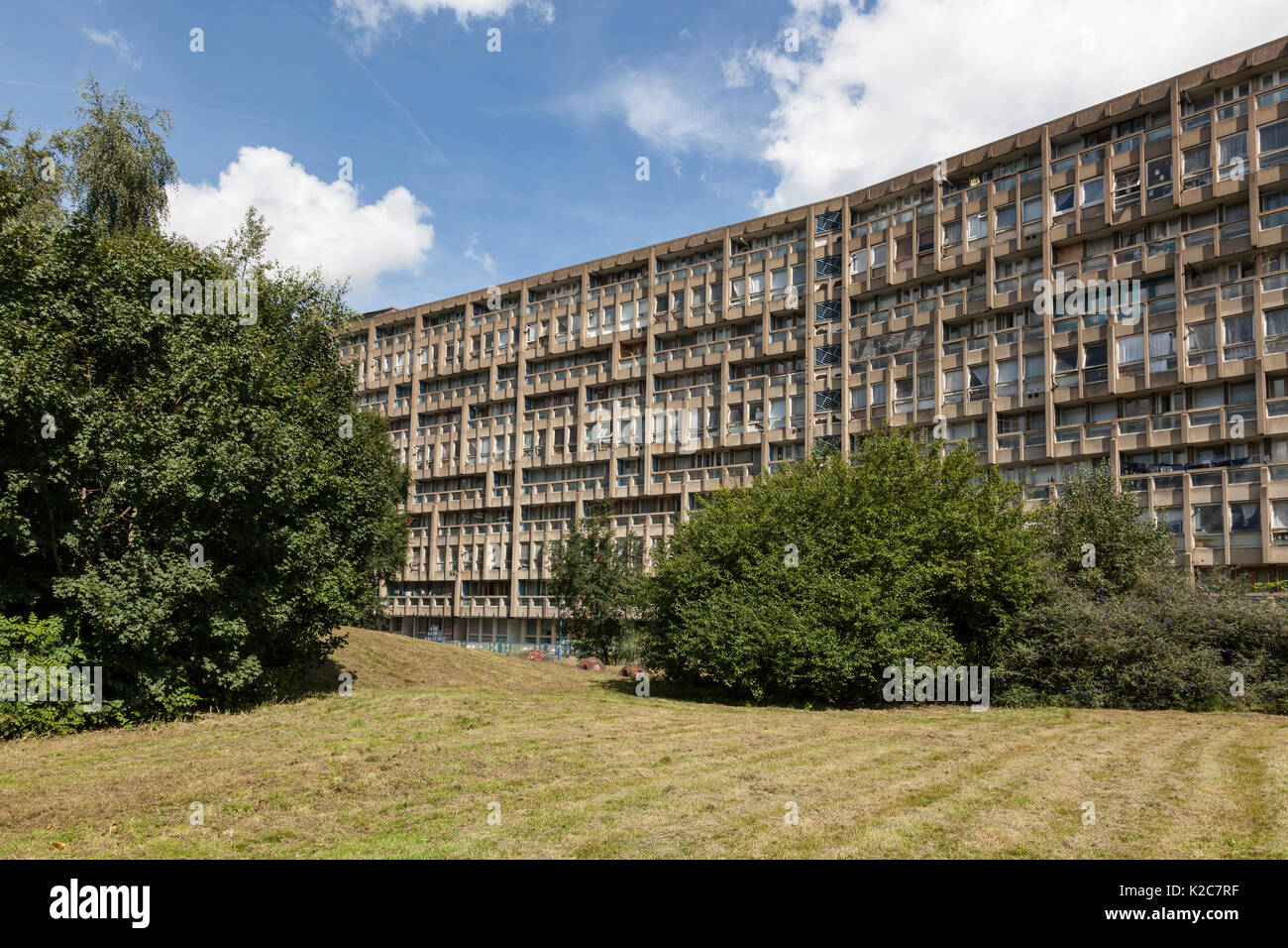 Robin Hood Gardens Estate, Londres, Royaume-Uni Banque D'Images