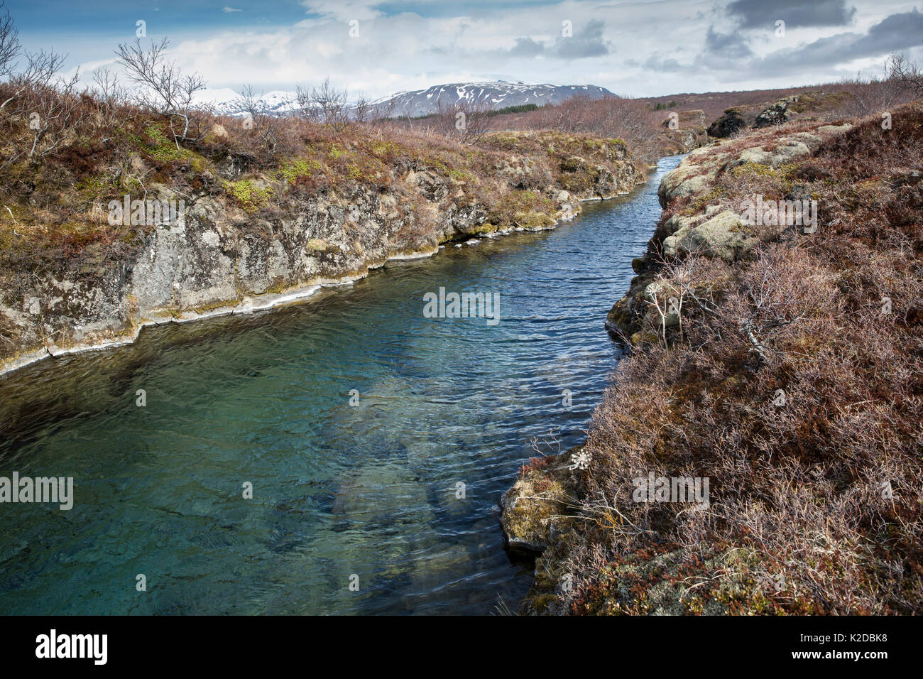 Voir d'Davíosgja fissure situé dans le lac Thingvellir, un favori parmi les plongeurs locaux mais pas aussi célèbre que le Parc National de Thingvellir, Silfra S.p.a., en Islande. Banque D'Images