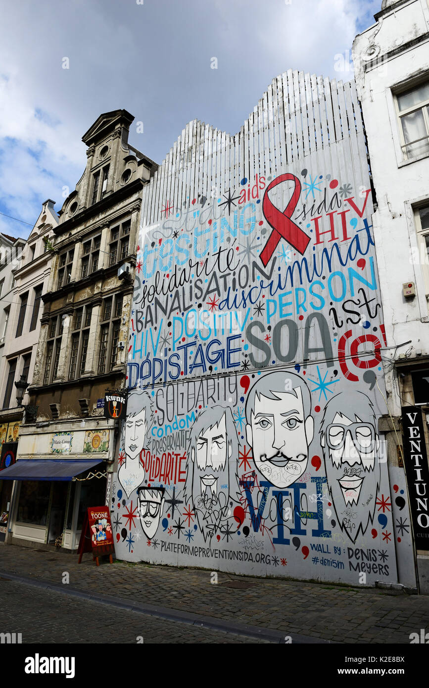 Graffito, Chambre de peinture pour la prévention du SIDA, Marché aux Herbes, Grasmarkt, Bruxelles, Belgique Banque D'Images