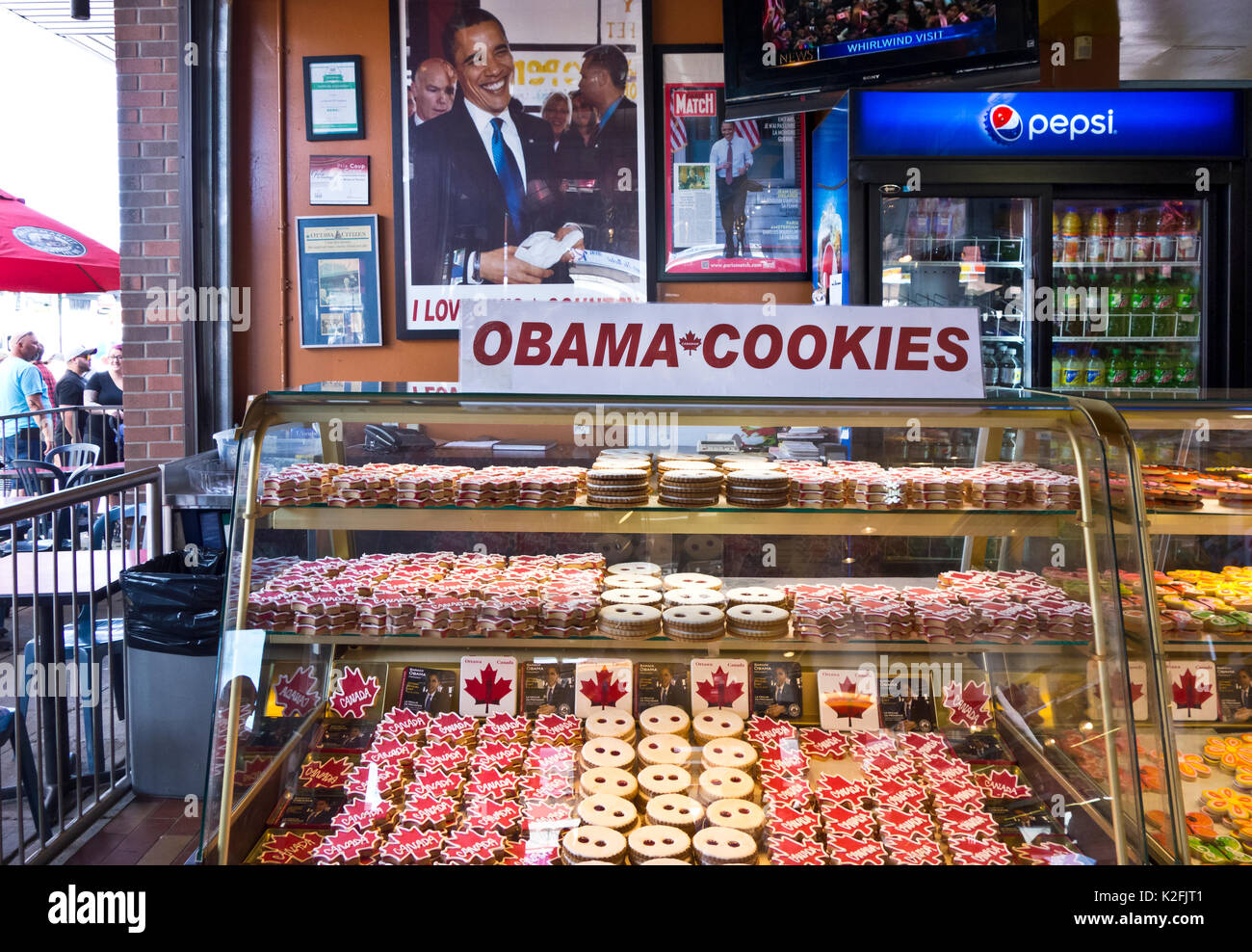 Affichage de 'cookies' Obama au Moulin de Provence boulangerie d'Ottawa, Ontario, Canada. Banque D'Images