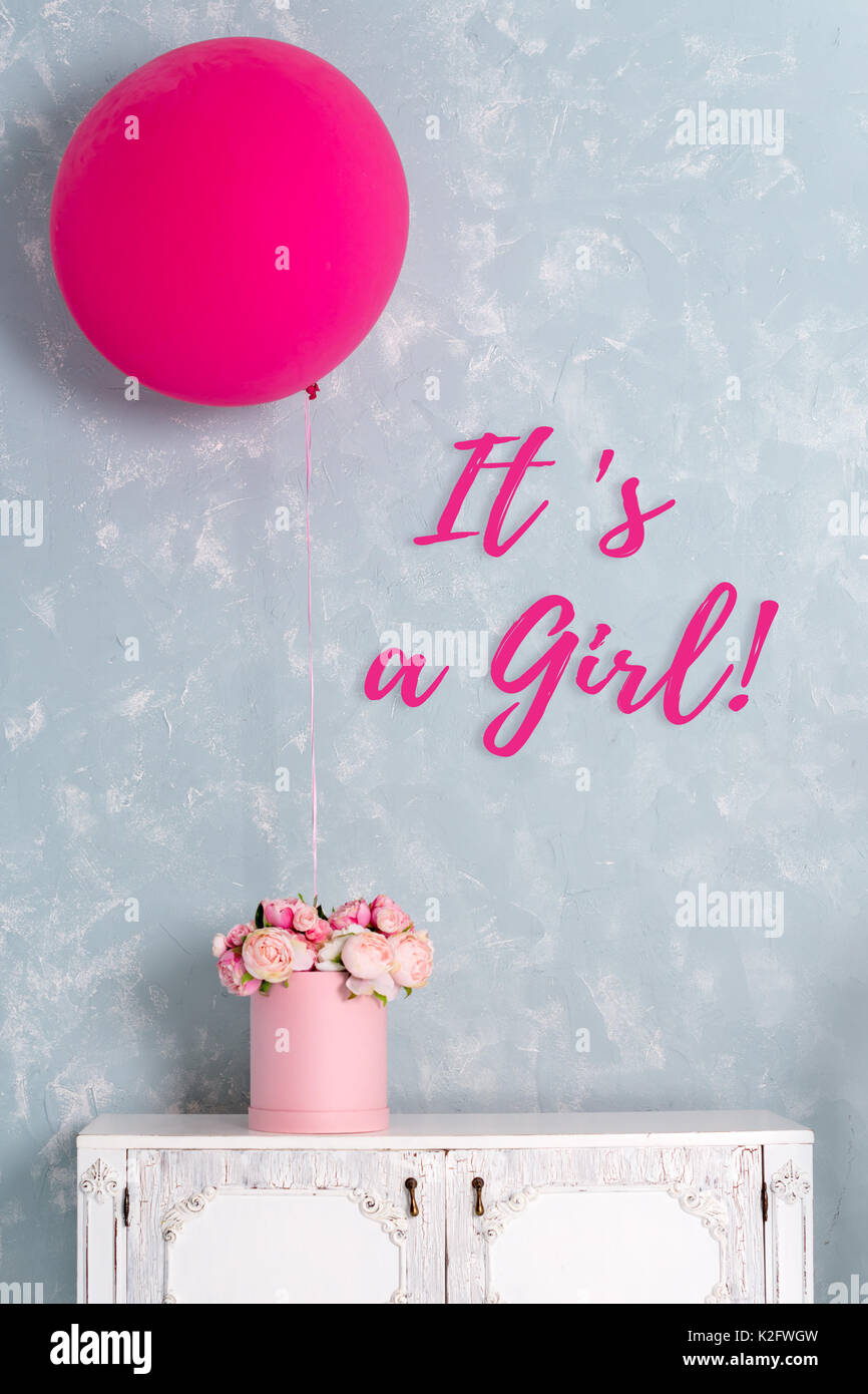 Carte De Vœux Douche De Bebe Et Carte D Annonce C Est Une Fille Un Gros Ballon Rose Et Boite A Fleurs Photo Stock Alamy Carte De Vœux Douche De Bebe Et Carte D Annonce C Est Une Fille Un Gros Ballon Rose Et Boite A Fleurs Photo Stock Alamy