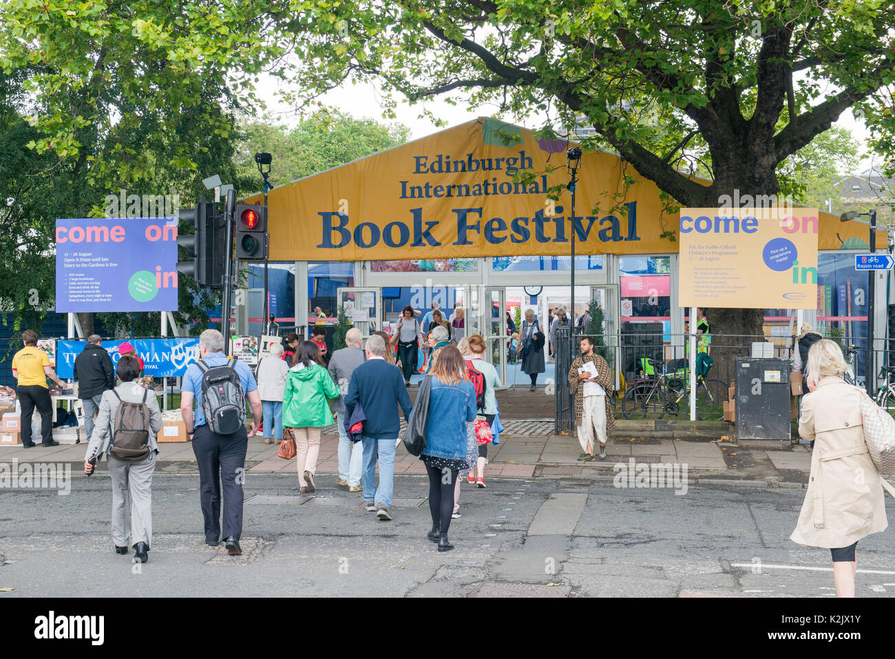 Edinburgh International Book Festival, Charlotte Square Gardens, GV 2017 Banque D'Images