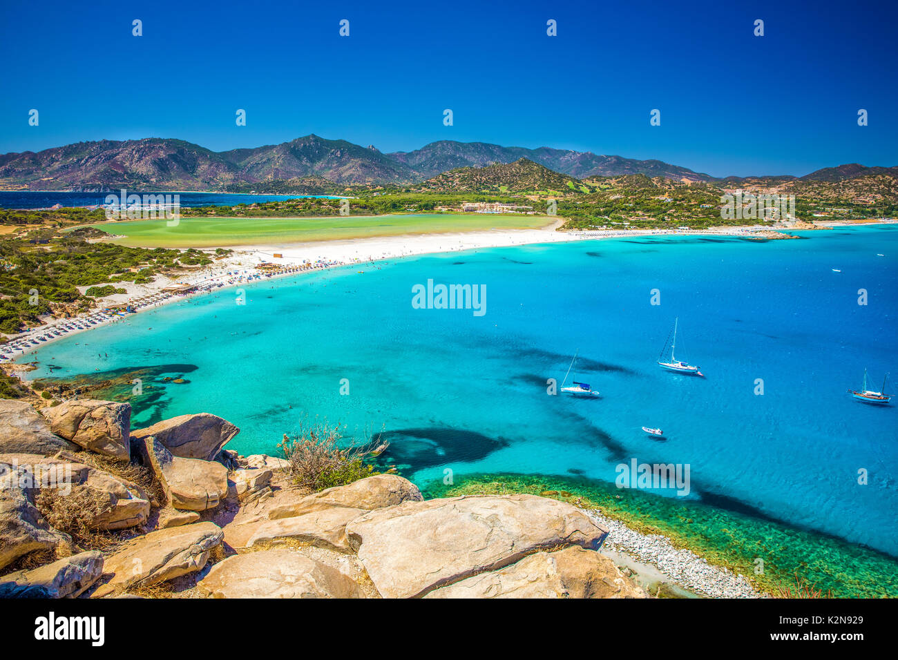 Plage de Porto Giunco, Villasimius, Sardaigne, Italie. La Sardaigne est la deuxième plus grande