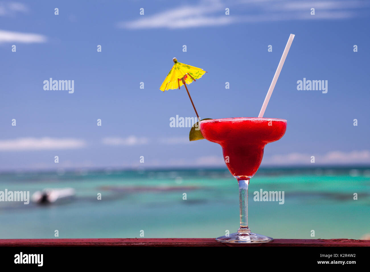 Cocktail sur la plage des caraïbes Banque D'Images