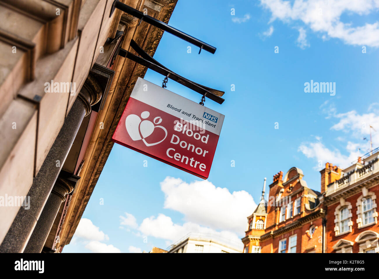 Centre des donneurs de sang, signe du don de sang, les donneurs de sang Centre Centre, Centre des donneurs de sang, don de sang, don de sang, Don de sang NHS Centre, Royaume-Uni Angleterre Banque D'Images