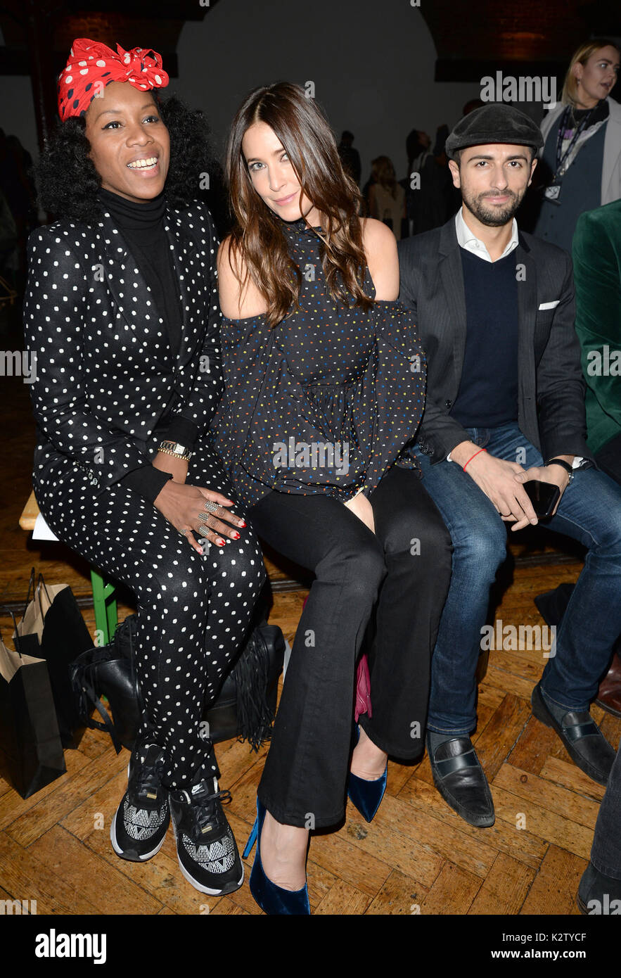 La photo doit être crédité ©Presse Alpha 078237 17/02/2017 Aisha McKenzie, Lisa Snowdon au PPQ Fashion Show lors de la London Fashion Week Automne Hiver 2017 à Londres. Banque D'Images