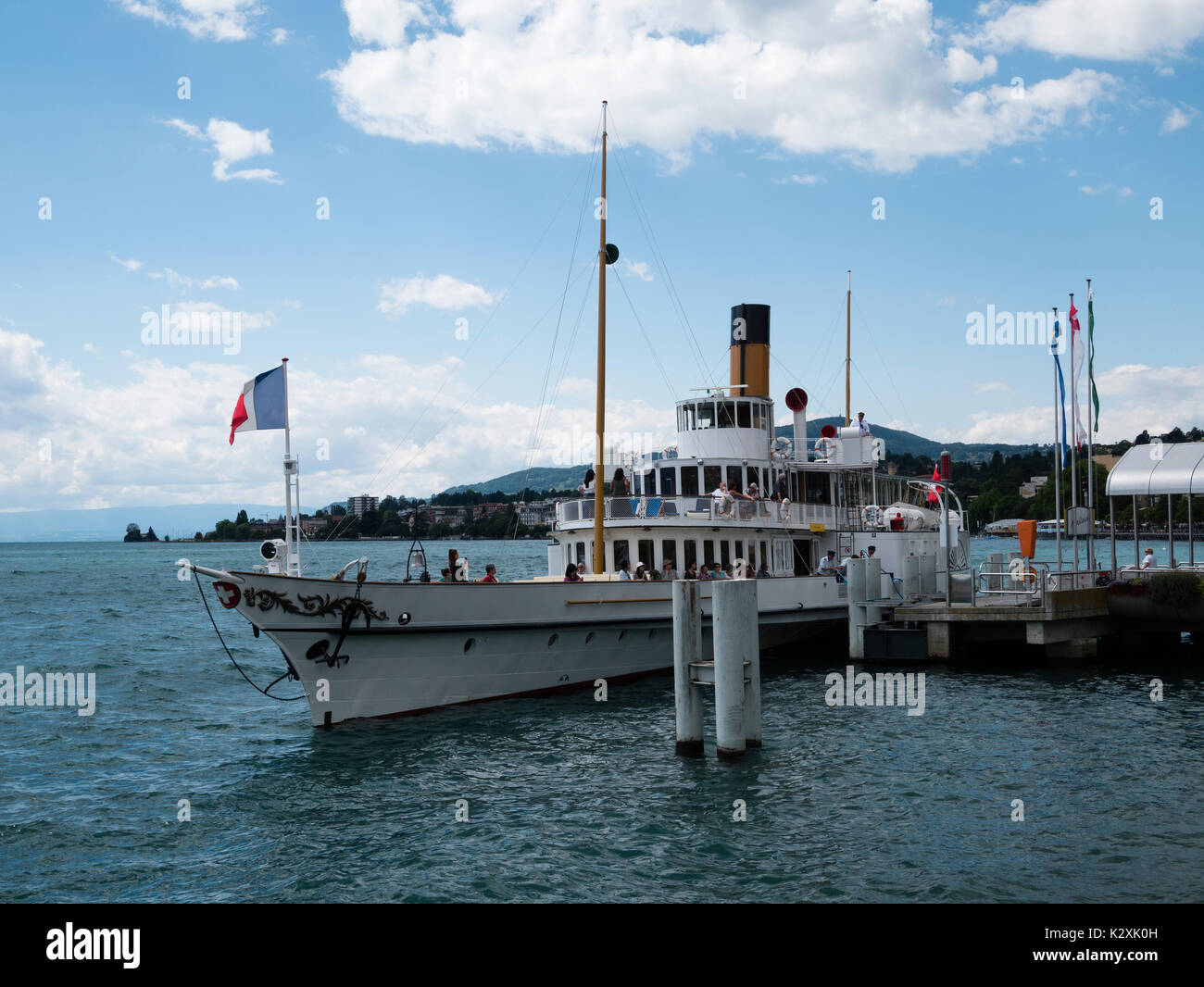 Vevey vapeur à aubes sur le Lac Léman amarré à Montreux Suisse Banque D'Images