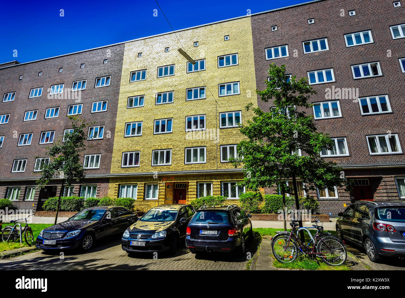 Le golden house avec façade doré sur la Veddel à Hambourg, oeuvre d'art de l'artiste Boran Burchhardt Goldhaus, Das mit vergoldeter auf der la façade Banque D'Images