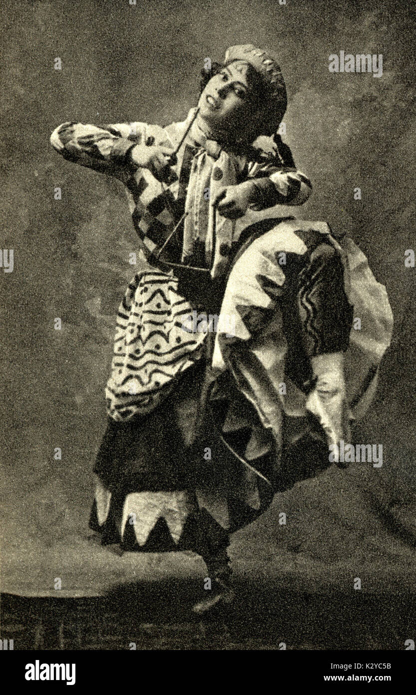 Pétrouchka de Stravinski ' ' avec Nijinska comme danseur de rue. Fominitshna Bronislava Nijinska (1891-1972). Ballet créé le 13 juin 1911 au Théâtre du Châtelet, Paris avec Nijinsky, Nijinska, Karsavina, Orlov, Cecchetti. Banque D'Images