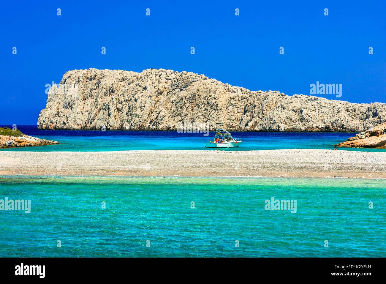 Belle plage de Kounoupa, île d'Astypalea, Grèce. Banque D'Images