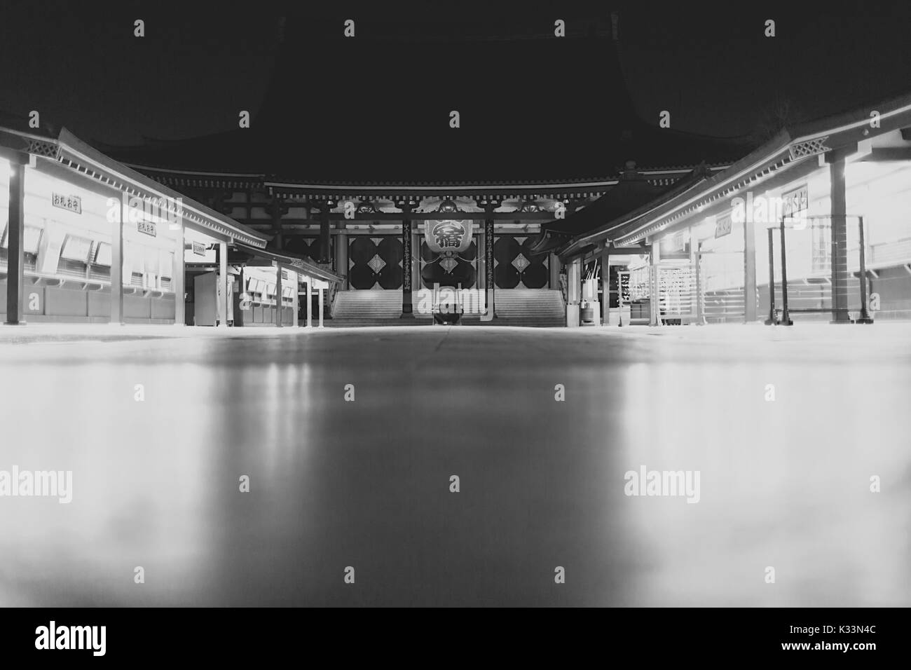 La photographie de rue à Tokyo la nuit Banque D'Images