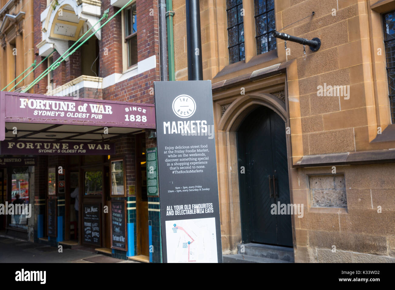 Signer pour les roches Sydney foodie marchés et Fortune de guerre plus vieux pub de Sydney Sydney, Australie, Banque D'Images