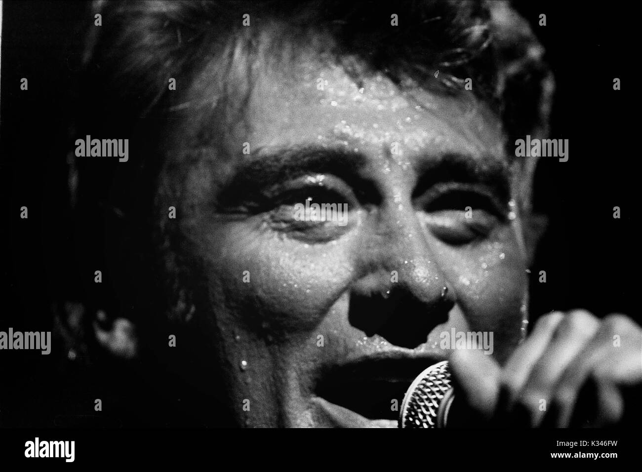 Chanteuse de Rock français Johnny Halliday effectue à Lyon, France Banque D'Images