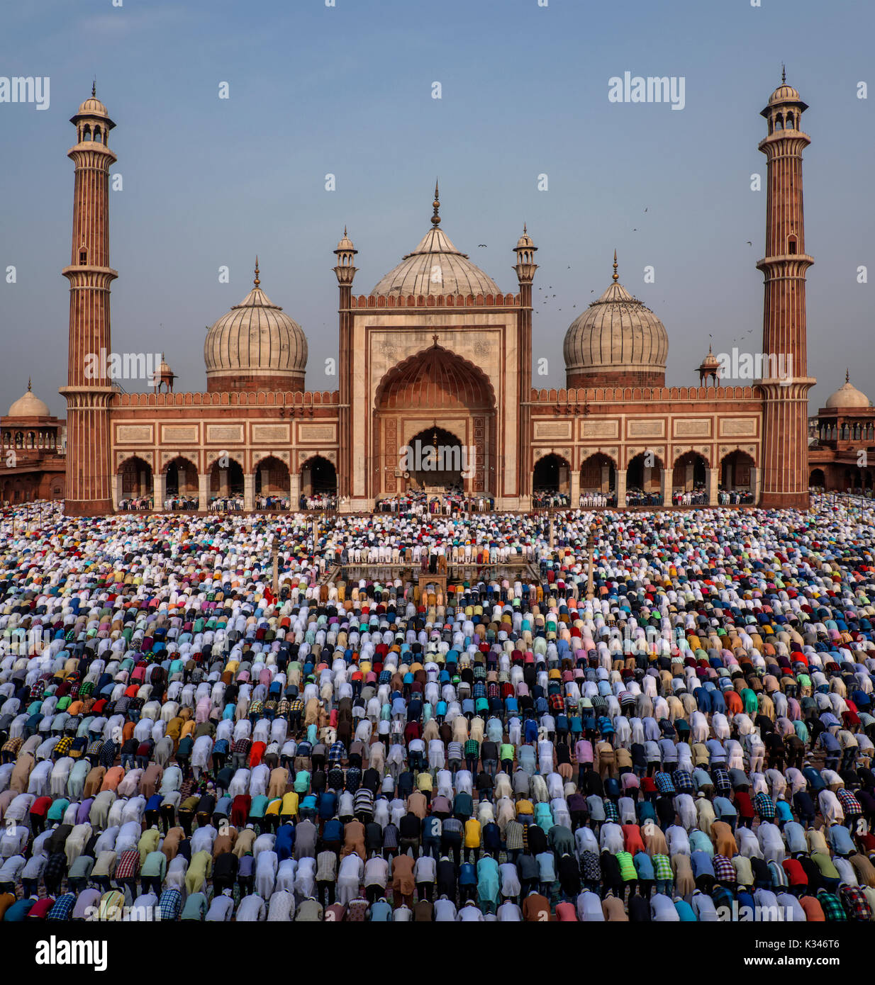 EID Mubarak, matin, prière de l'EID à Jama Masjid, Delhi, Inde Banque D'Images