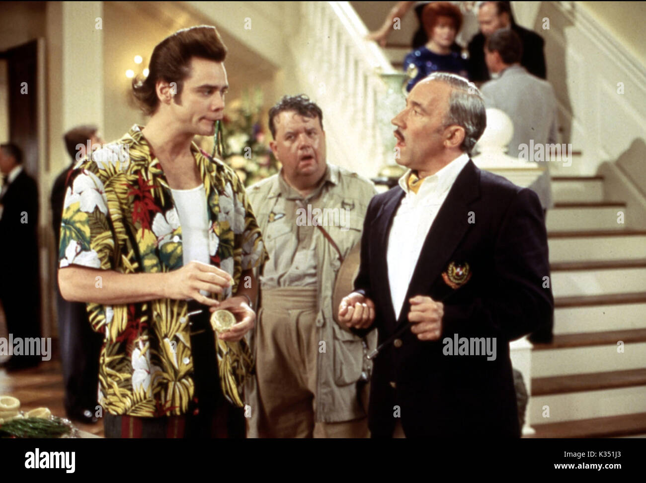 ACE VENTURA : L'APPEL DE LA NATURE QUAND JIM CARREY, IAN MCNEICE, SIMON CALLOW Date : 1995 Banque D'Images