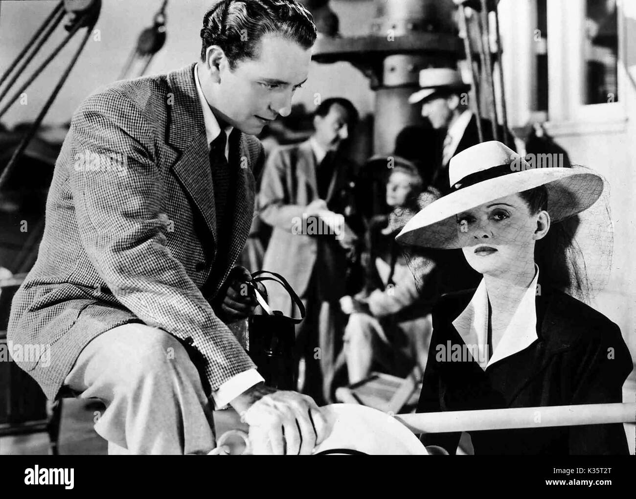 Reise aus aka and crew. Maintenant, voyager, USA 1942 Regie : Irving Rapper acteurs : Bette Davis, Paul Henreid Banque D'Images