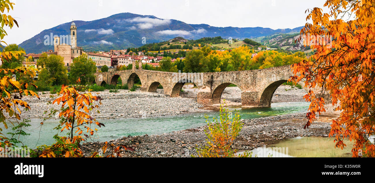 Beauitiful bobbio village,vue panoramique,italie. Banque D'Images