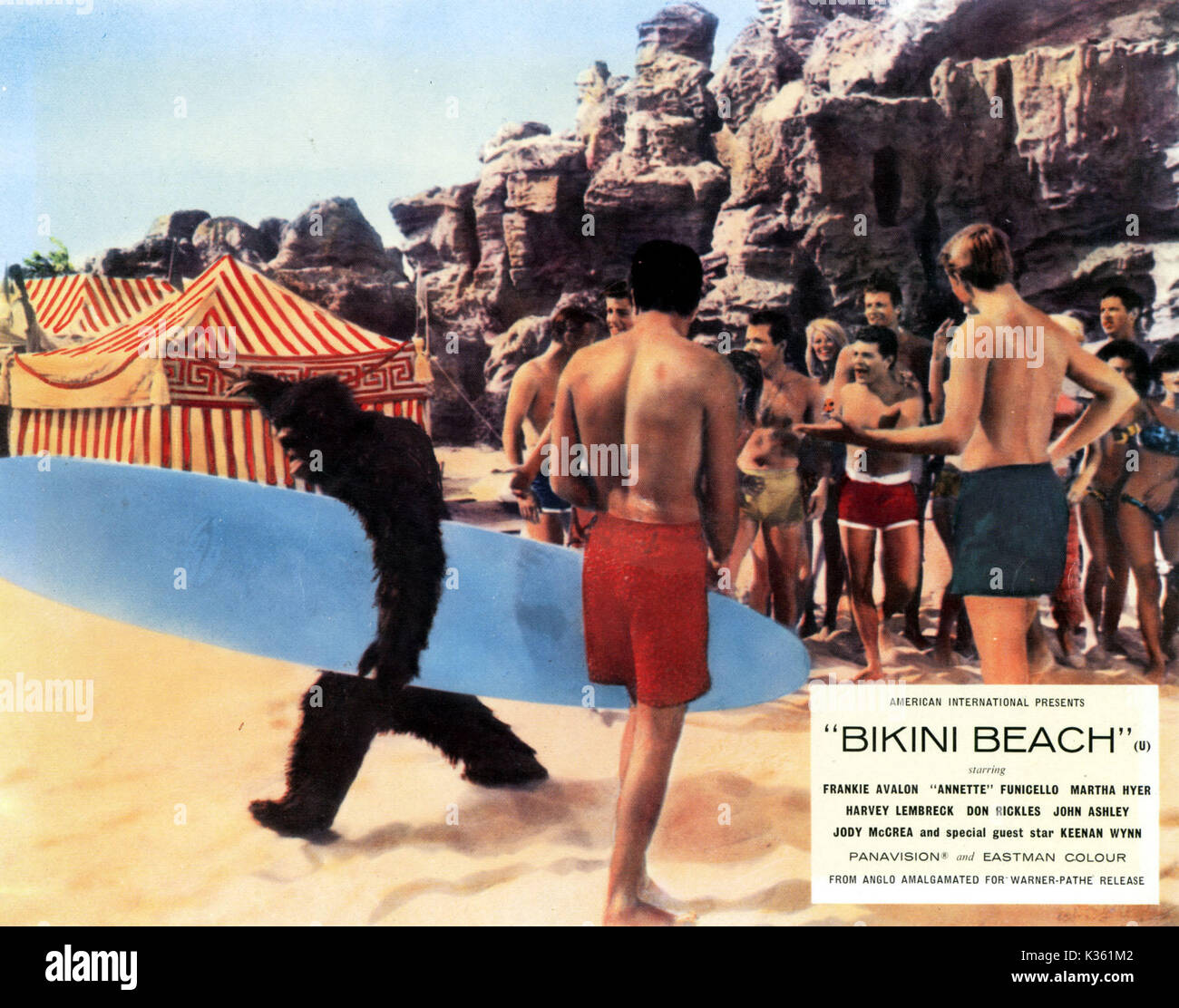 BIKINI BEACH FRANKIE AVALON Date : 1964 Banque D'Images