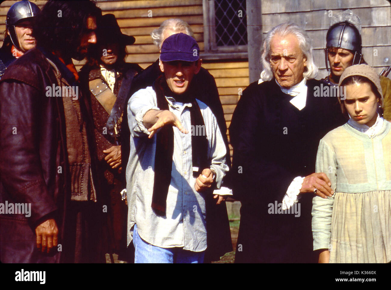 LE CREUSET L-R, DANIEL DAY-LEWIS, RÉALISATEUR - NICHOLAS HYTNER, PAUL SCOFIELD, KARRON TOMBES UN FILM DE 20E CENTURY FOX LE CREUSET L-R, DANIEL DAY-LEWIS, RÉALISATEUR - NICHOLAS HYTNER, PAUL SCOFIELD, KARRON TOMBES UN FILM DE 20E CENTURY FOX Banque D'Images