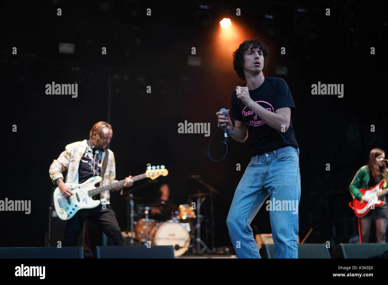 Dorset, UK. Août 31, 2017. UK. Août 31, 2017. Moonlandingz en live sur les bois à l'honneur à la fin de la route 2017 Festival à Larmer Tree Gardens dans le Dorset. Date de la photo : Le jeudi, 31 août, 2017. Credit : Roger Garfield/Alamy Live News Banque D'Images