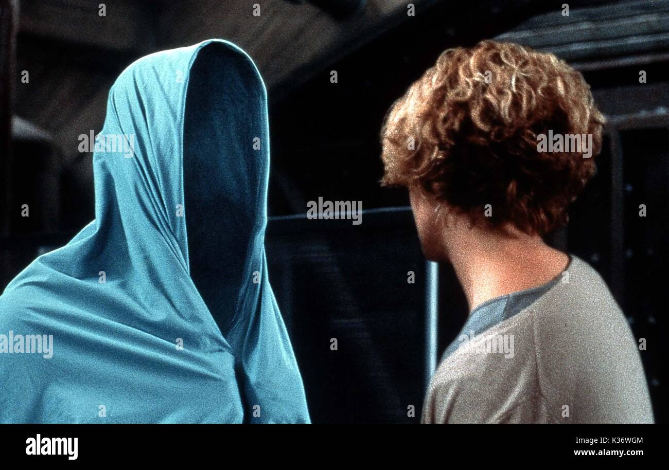 HOMME CREUX Kevin Bacon et Elisabeth Shue date : 2000 Banque D'Images