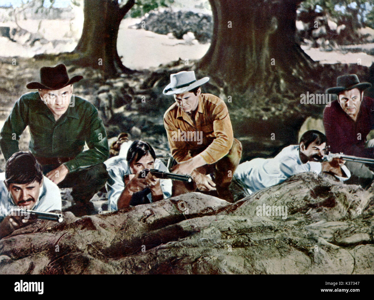 Les sept magnifiques Yul Brynner et Charles BRONSON Date : 1960 Banque D'Images