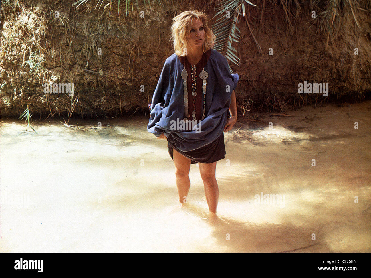 WARNER BROS PROTOCOLE Goldie Hawn Photo du Rona;d Grant Date : 1984 Banque D'Images